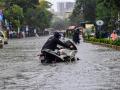 Mumbai Rains: Santacruz Observatory Recorded Over 200 mm Rainfall in Past 24 hours - Hindi News | Mumbai Rains: Santacruz Observatory Recorded Over 200 mm Rainfall in Past 24 hours | Latest mumbai News at Lokmattimes.com