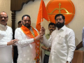 Big blow to Aaditya Thackeray as Datta Narvankar joins Shinde faction - Hindi News | Big blow to Aaditya Thackeray as Datta Narvankar joins Shinde faction | Latest maharashtra News at Lokmattimes.com