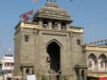 Tulja Bhavani temple bans 'Indecent' clothes, reverses decision later - Hindi News | Tulja Bhavani temple bans 'Indecent' clothes, reverses decision later | Latest maharashtra News at Lokmattimes.com