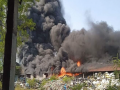 Watch: Massive fire engulfs Wardha scrap yard, severe damage reported - Hindi News | Watch: Massive fire engulfs Wardha scrap yard, severe damage reported | Latest maharashtra News at Lokmattimes.com