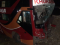 12 Injured as private bus tyre bursts, falls into pothole near Lonar - Hindi News | 12 Injured as private bus tyre bursts, falls into pothole near Lonar | Latest maharashtra News at Lokmattimes.com