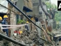 Maharashtra: 40-foot-long wall collapses in Thane amid heavy rains in the city - Hindi News | Maharashtra: 40-foot-long wall collapses in Thane amid heavy rains in the city | Latest maharashtra News at Lokmattimes.com