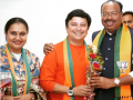 Bigg Boss Marathi fame Abhijeet Kelkar joins BJP - Hindi News | Bigg Boss Marathi fame Abhijeet Kelkar joins BJP | Latest entertainment News at Lokmattimes.com