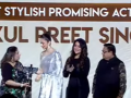 Rakul Preet Singh receives "Most Promising Actress" Award at Lokmat Most Stylish Awards 2023 - Hindi News | Rakul Preet Singh receives "Most Promising Actress" Award at Lokmat Most Stylish Awards 2023 | Latest entertainment News at Lokmattimes.com