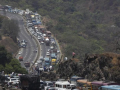 Two-hour block on part of Mumbai-Pune Expressway for erection of gantries on October 10 - Hindi News | Two-hour block on part of Mumbai-Pune Expressway for erection of gantries on October 10 | Latest maharashtra News at Lokmattimes.com