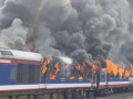 Massive fire breaks out on Ahmednagar-Ashti train, no injuries reported - Hindi News | Massive fire breaks out on Ahmednagar-Ashti train, no injuries reported | Latest maharashtra News at Lokmattimes.com