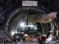 Uttarakhand tunnel collapse: Rescue teams drill nearly 20 meters in vertical operation to reach trapped workers - Hindi News | Uttarakhand tunnel collapse: Rescue teams drill nearly 20 meters in vertical operation to reach trapped workers | Latest national News at Lokmattimes.com