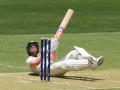 Watch: David Warner's unbelievable scoop shot against Shaheen Afridi on day 1 of Perth test - Hindi News | Watch: David Warner's unbelievable scoop shot against Shaheen Afridi on day 1 of Perth test | Latest cricket News at Lokmattimes.com