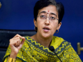 AAP's Atishi Slams Delhi Police Notice Over MLA Poaching Allegations - Hindi News | AAP's Atishi Slams Delhi Police Notice Over MLA Poaching Allegations | Latest national News at Lokmattimes.com