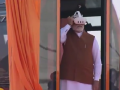 PM Modi Uses Virtual Reality Headset to Inspect Kashi Ropeway in Varanasi, Watch Video - Hindi News | PM Modi Uses Virtual Reality Headset to Inspect Kashi Ropeway in Varanasi, Watch Video | Latest national News at Lokmattimes.com
