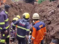 Pune: 3 Workers Trapped After Soil Collapse During Drainage Work in Nanded City (Watch Video) - Hindi News | Pune: 3 Workers Trapped After Soil Collapse During Drainage Work in Nanded City (Watch Video) | Latest pune News at Lokmattimes.com