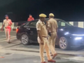 Bihar: Police Recover Rs 5 Lakh from Car, Three Detained in Patna - Hindi News | Bihar: Police Recover Rs 5 Lakh from Car, Three Detained in Patna | Latest national News at Lokmattimes.com