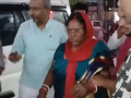 Bihar Assembly Elections 2025: NDA Candidate Jyoti Manjhi Injured as Miscreants Attack Her Car with Bricks During Campaigning in Barachatti (VIDEO) - Hindi News | Bihar Assembly Elections 2025: NDA Candidate Jyoti Manjhi Injured as Miscreants Attack Her Car with Bricks During Campaigning in Barachatti (VIDEO) | Latest national News at Lokmattimes.com