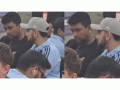 Virat Kohli Seen in Intense Talk With Selector Pragyan Ojha at Airport Ahead of IND vs SA 2nd ODI; Video Goes Viral - Hindi News | Virat Kohli Seen in Intense Talk With Selector Pragyan Ojha at Airport Ahead of IND vs SA 2nd ODI; Video Goes Viral | Latest cricket News at Lokmattimes.com