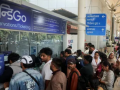 IndiGo Flight Cancellations: Railways Deploy Helpdesks at Mumbai Airports and Launch 84 Special Trains for Stranded Passengers - Hindi News | IndiGo Flight Cancellations: Railways Deploy Helpdesks at Mumbai Airports and Launch 84 Special Trains for Stranded Passengers | Latest mumbai News at Lokmattimes.com