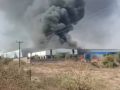 Massive Fire Erupts at Jalna Industrial Estate Unit, Second Blaze Reported in Maharashtra in Six Days - Hindi News | Massive Fire Erupts at Jalna Industrial Estate Unit, Second Blaze Reported in Maharashtra in Six Days | Latest maharashtra News at Lokmattimes.com