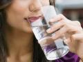 5 Reasons to Drink Water After Waking Up for Better Digestion and Weight Loss - Hindi News | 5 Reasons to Drink Water After Waking Up for Better Digestion and Weight Loss | Latest health News at Lokmattimes.com