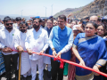 Mumbai-Pune Expressway’s ‘Missing Link’ is Now Maharashtra's New ‘Connecting Link,’ Says CM Devendra Fadnavis - Hindi News | Mumbai-Pune Expressway’s ‘Missing Link’ is Now Maharashtra's New ‘Connecting Link,’ Says CM Devendra Fadnavis | Latest maharashtra News at Lokmattimes.com