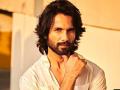 Confirmed! Shahid Kapoor’s Jersey to release on December 31st 2021 - Hindi News | Confirmed! Shahid Kapoor’s Jersey to release on December 31st 2021 | Latest entertainment News at Lokmattimes.com