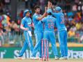 Shivam Dube Claims Maiden ODI Wicket in IND vs SL 1st One Day International in Colombo (Watch Video) - Hindi News | Shivam Dube Claims Maiden ODI Wicket in IND vs SL 1st One Day International in Colombo (Watch Video) | Latest cricket News at Lokmattimes.com