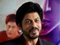 Shahrukh was shocked after two men hid inside his make-up room for 8 hours reveals Mumbai Police - Hindi News | Shahrukh was shocked after two men hid inside his make-up room for 8 hours reveals Mumbai Police | Latest entertainment News at Lokmattimes.com