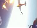 Pilot and passengers jump after two planes crash in mid-air, video goes viral! - Hindi News | Pilot and passengers jump after two planes crash in mid-air, video goes viral! | Latest international News at Lokmattimes.com