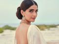 'Super excited to be a dadi', Sonam Kapoor's mother-in-law reacts to her pregnancy news - Hindi News | 'Super excited to be a dadi', Sonam Kapoor's mother-in-law reacts to her pregnancy news | Latest entertainment News at Lokmattimes.com