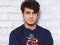 Did Sonu Nigam receive 'threats' from BMC Chief Iqbal Singh Chahal's cousin - Hindi News | Did Sonu Nigam receive 'threats' from BMC Chief Iqbal Singh Chahal's cousin | Latest entertainment News at Lokmattimes.com