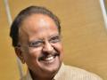 Singer SP Balasubrahmanyam dies at 74 after a long battle with Coronavirus - Hindi News | Singer SP Balasubrahmanyam dies at 74 after a long battle with Coronavirus | Latest entertainment News at Lokmattimes.com