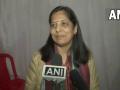 Punjab Assembly Elections 2022: Kejriwal's wife and daughter to campaign for the party ahead of Punjab polls - Hindi News | Punjab Assembly Elections 2022: Kejriwal's wife and daughter to campaign for the party ahead of Punjab polls | Latest politics News at Lokmattimes.com