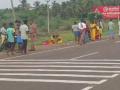 Tamil Nadu: Five Padayatra Pilgrims Killed After Being Knocked Down by Speeding Van on Thanjavur-Tiruchi National Highway - Hindi News | Tamil Nadu: Five Padayatra Pilgrims Killed After Being Knocked Down by Speeding Van on Thanjavur-Tiruchi National Highway | Latest national News at Lokmattimes.com