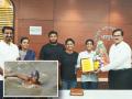 Panvel Boy, 12, Sets 17km Swim Record to Atal Setu, Honored by PMC Chief - Hindi News | Panvel Boy, 12, Sets 17km Swim Record to Atal Setu, Honored by PMC Chief | Latest navi-mumbai News at Lokmattimes.com