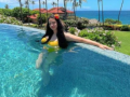 Sanjay Dutt's daughter Trishala shines in a bright yellow bikini - Hindi News | Sanjay Dutt's daughter Trishala shines in a bright yellow bikini | Latest entertainment News at Lokmattimes.com
