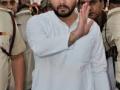 ED raids Tejashwi Yadav's residence in land for jobs case - Hindi News | ED raids Tejashwi Yadav's residence in land for jobs case | Latest politics News at Lokmattimes.com