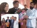Groom from Shinde faction and bride from Thackrey group tie knot, CM attends - Hindi News | Groom from Shinde faction and bride from Thackrey group tie knot, CM attends | Latest thane News at Lokmattimes.com