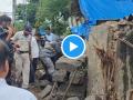 Thane: 60-Foot Railway Security Wall Collapse, One Person Injured - Hindi News | Thane: 60-Foot Railway Security Wall Collapse, One Person Injured | Latest thane News at Lokmattimes.com