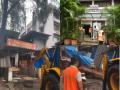 After Pune, Bulldozers Roll in Thane: TMC Takes Action Against Illegal Pubs and Bars (Watch Video) - Hindi News | After Pune, Bulldozers Roll in Thane: TMC Takes Action Against Illegal Pubs and Bars (Watch Video) | Latest thane News at Lokmattimes.com