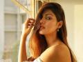 Rhea Chakraborty to join Bigg Boss 15 for a whopping 35 lakhs per week? - Hindi News | Rhea Chakraborty to join Bigg Boss 15 for a whopping 35 lakhs per week? | Latest entertainment News at Lokmattimes.com