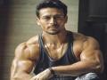 Tiger Shroff shares a new still from the sets of 'Baaghi 3' - Hindi News | Tiger Shroff shares a new still from the sets of 'Baaghi 3' | Latest entertainment News at Lokmattimes.com