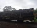 Pune: Container turns over onto pickup truck, claiming one life and injuring two - Hindi News | Pune: Container turns over onto pickup truck, claiming one life and injuring two | Latest maharashtra News at Lokmattimes.com