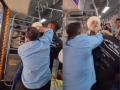 Mumbai: TTE Assaulted by 3 Passengers on Churchgate-Virar Fast AC Local Train (Watch Video) - Hindi News | Mumbai: TTE Assaulted by 3 Passengers on Churchgate-Virar Fast AC Local Train (Watch Video) | Latest mumbai News at Lokmattimes.com