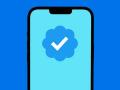 Elon Musk’s Twitter restores legacy Blue ticks for selected celebrities - Hindi News | Elon Musk’s Twitter restores legacy Blue ticks for selected celebrities | Latest technology News at Lokmattimes.com