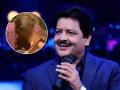 Udit Narayan Kiss Video: Singer Reacts On His Controversial Clip With Female Fan - Hindi News | Udit Narayan Kiss Video: Singer Reacts On His Controversial Clip With Female Fan | Latest entertainment News at Lokmattimes.com