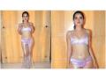 'Didi ne fati condom pehenli': Netizens react after Urfi Javed steps out wearing bralette and transparent pant - Hindi News | 'Didi ne fati condom pehenli': Netizens react after Urfi Javed steps out wearing bralette and transparent pant | Latest entertainment News at Lokmattimes.com