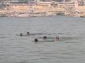 Varanasi Boat Accident: Vessel Carrying 60 Passengers Capsizes in Ganga River (Watch Video) - Hindi News | Varanasi Boat Accident: Vessel Carrying 60 Passengers Capsizes in Ganga River (Watch Video) | Latest national News at Lokmattimes.com