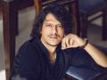 Vijay Varma buys a swanky new SUV bids good-bye to Uber services - Hindi News | Vijay Varma buys a swanky new SUV bids good-bye to Uber services | Latest entertainment News at Lokmattimes.com