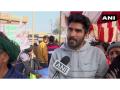 Congress leader & boxer, Vijender Singh distributes food to protesting farmers at Tikri Border - Hindi News | Congress leader & boxer, Vijender Singh distributes food to protesting farmers at Tikri Border | Latest national News at Lokmattimes.com