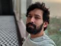 Vikrant Massey Denies Retirement Rumors, Announces Break from Acting - Hindi News | Vikrant Massey Denies Retirement Rumors, Announces Break from Acting | Latest entertainment News at Lokmattimes.com