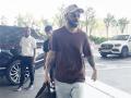 Virat Kohli Involved in Tense Exchange with Australian Journalist at Melbourne Airport Ahead of IND vs AUS 4th Test 2024 (Watch Video) - Hindi News | Virat Kohli Involved in Tense Exchange with Australian Journalist at Melbourne Airport Ahead of IND vs AUS 4th Test 2024 (Watch Video) | Latest cricket News at Lokmattimes.com
