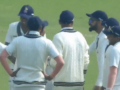 Virat Kohli's Teammate Touches His Feet During Delhi vs Railways Ranji Trophy 2025 Match, Heartwarming Video Goes Viral - Hindi News | Virat Kohli's Teammate Touches His Feet During Delhi vs Railways Ranji Trophy 2025 Match, Heartwarming Video Goes Viral | Latest cricket News at Lokmattimes.com